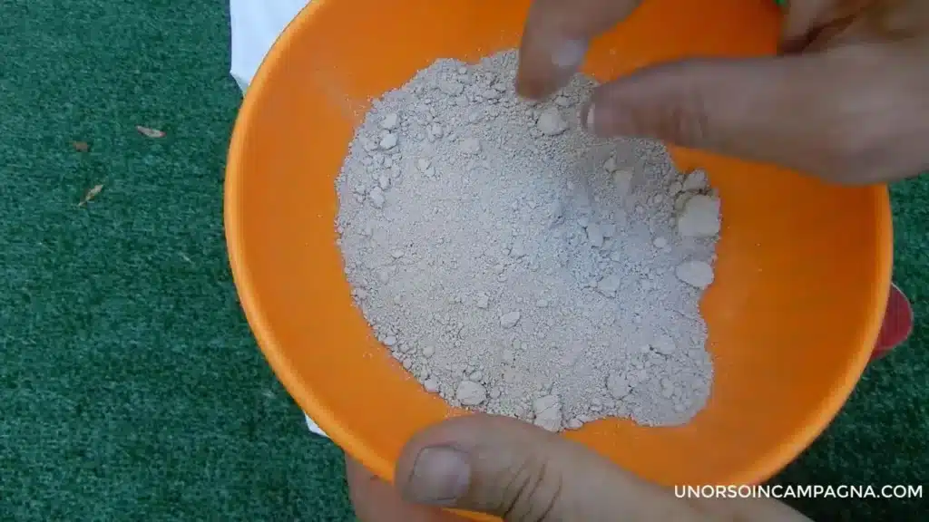 Zeolite per l'orto: la guida completa 3 zeolite chabasite.jpg